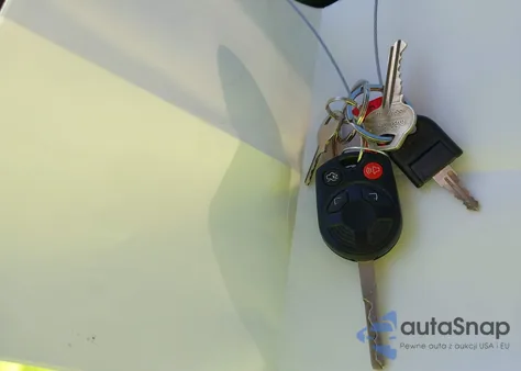 2015 Ford Escape Se z USA, uszkodzony, nr VIN 1FMCU0GXXFUB36380